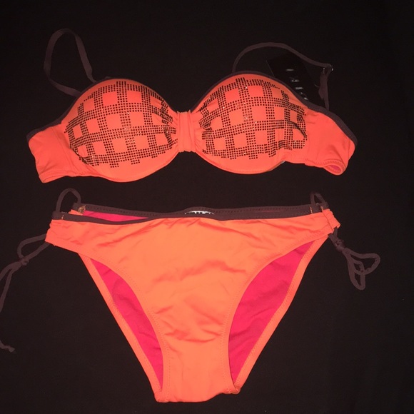 🚨FINAL PRICE🚨Rhinestone Bikini - Picture 1 of 8